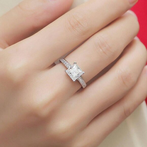 1 Piece Of Women's Quality Single Ring, Pearl Princess Ring For Women - Picture 3 of 4